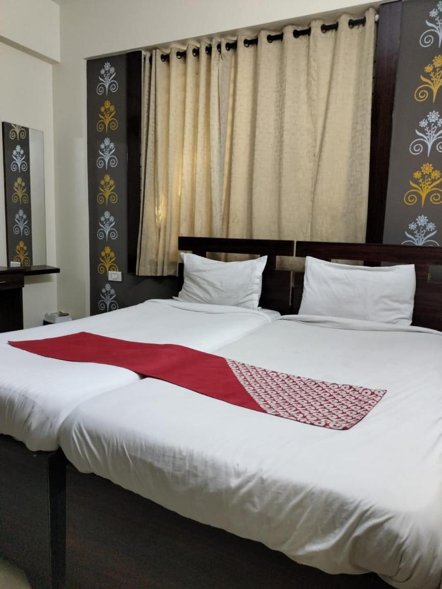Grand Residency Hostel บังกาลอร์ ภายนอก รูปภาพ